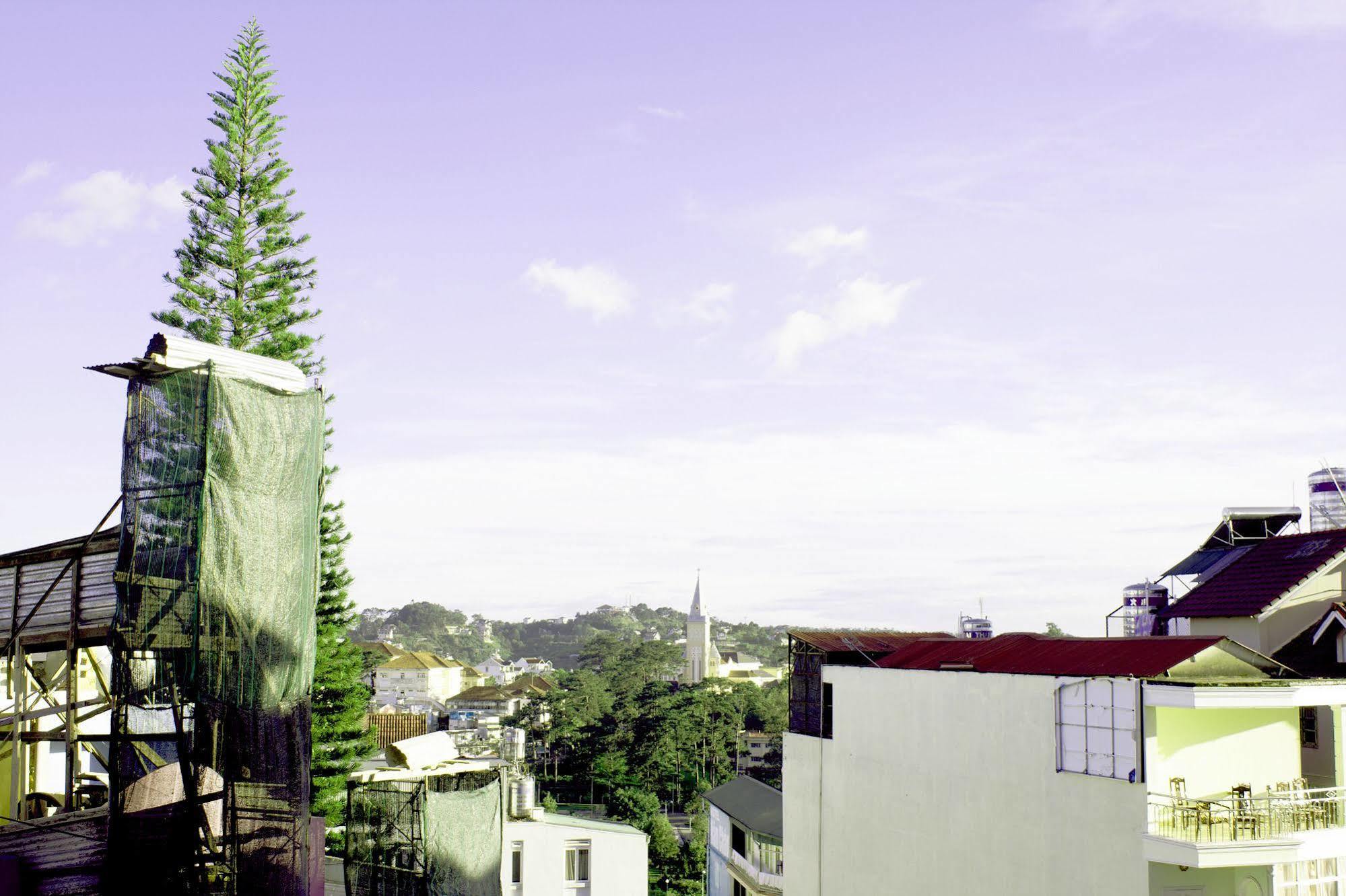 Phuoc Son Hotel Dalat Luaran gambar