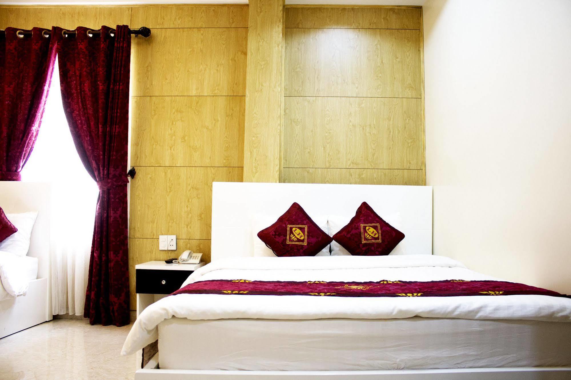 Phuoc Son Hotel Dalat Luaran gambar